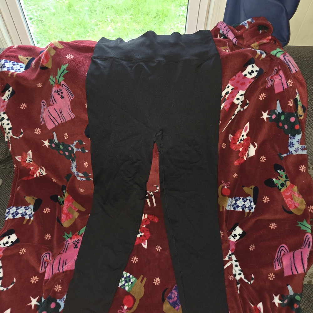 PINK Victoria's Secret Black Leggings
